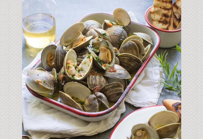 Steamed Clams with Tarragon