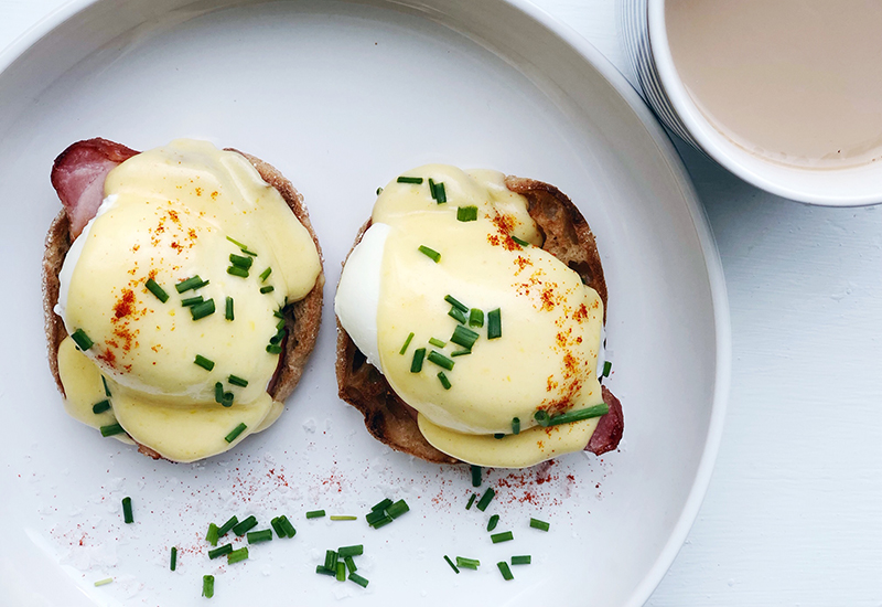 Classic Eggs Benedict with Homemade Hollandaise