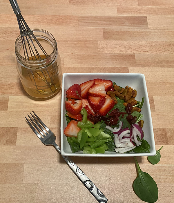 Salad with Apple Cider Vinegar Dressing
