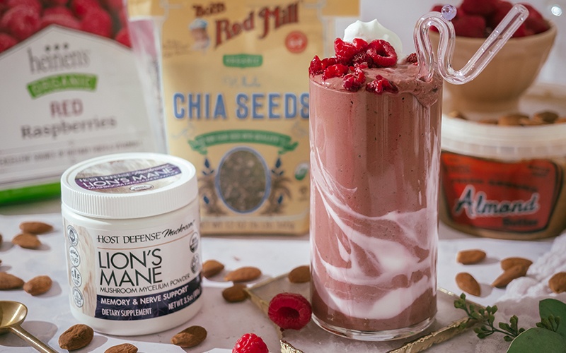 Host Defense Lion’s Mane Shake with Cacao and Raspberry
