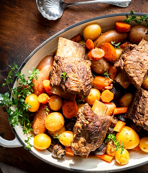 Slow Cooker Beef Short Ribs in a slow cooker