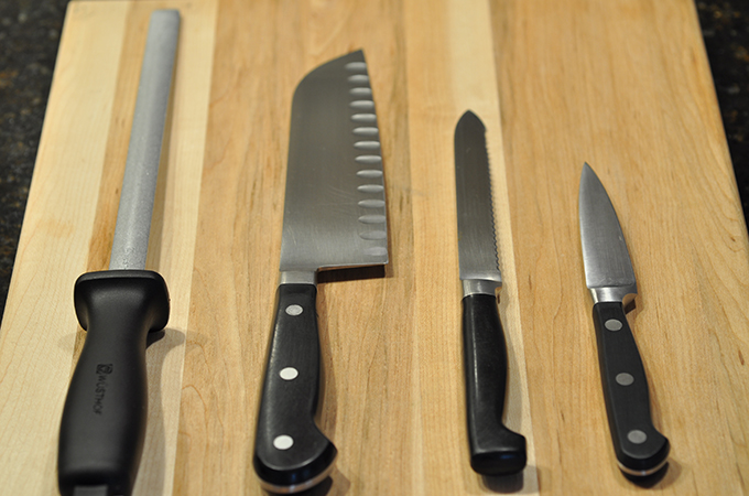 Beginner's Guide to Kitchen Knives - QFC